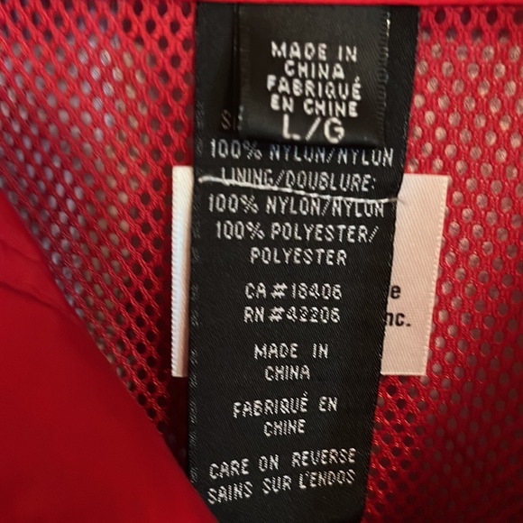 Lightweight material, men’s water resistant, never worn. Excellent condition. - Picture 3 of 8